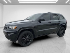 Used 2020  Jeep Grand Cherokee 4d SUV 4WD Laredo Altitude at Best Choice Motors near Lafayette&comma; IN