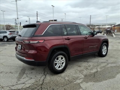 Used 2023  Jeep Grand Cherokee Laredo 4x4 at Best Choice Motors near Lafayette&comma; IN