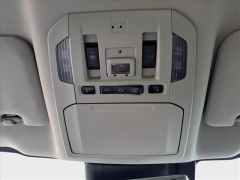 Used 2020  Toyota Highlander Hybrid 4d SUV FWD Platinum at Best Choice Motors near Lafayette&comma; IN