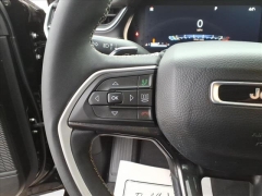 Used 2023  Jeep Grand Cherokee Altitude 4x4 at Best Choice Motors near Lafayette&comma; IN