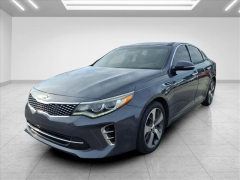 Used 2017  Kia Optima 4d Sedan SX Turbo at Best Choice Motors near Lafayette&comma; IN