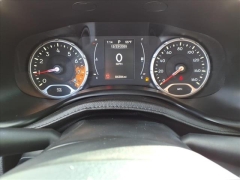 Used 2015  Jeep Renegade 4d SUV 4WD Latitude at Best Choice Motors near Lafayette&comma; IN