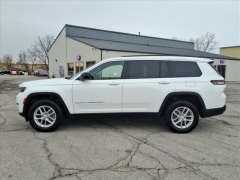 Used 2024  Jeep Grand Cherokee L Laredo 4x2 at Best Choice Motors near Lafayette&comma; IN