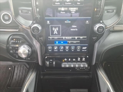 Used 2021  Ram 1500 4WD Limited Crew Cab 5'7" Box at Best Choice Motors near Lafayette&comma; IN