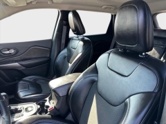 Used 2019  Jeep Cherokee 4d SUV 4WD Latitude Plus 2&period;0L Turbo at Best Choice Motors near Lafayette&comma; IN