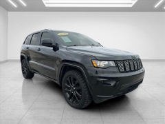 Used 2020  Jeep Grand Cherokee 4d SUV 4WD Laredo Altitude at Best Choice Motors near Lafayette&comma; IN