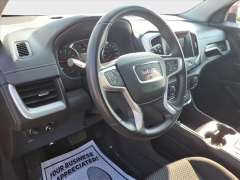 Used 2023  GMC Terrain FWD 4dr SLE at Best Choice Motors near Lafayette&comma; IN