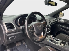 Used 2020  Jeep Grand Cherokee 4d SUV 4WD Laredo Altitude at Best Choice Motors near Lafayette&comma; IN
