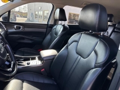 Used 2022  Kia Sorento S FWD at Best Choice Motors near Lafayette&comma; IN