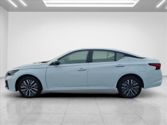 Used 2025  Nissan Altima SV AWD at Best Choice Motors near Lafayette&comma; IN