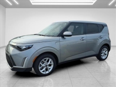 Used 2025  Kia Soul LX IVT at Best Choice Motors near Lafayette&comma; IN