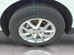 Used 2024  Chevrolet Equinox FWD 4dr LT w&sol;1LT at Best Choice Motors near Lafayette&comma; IN