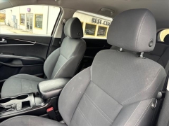 Used 2019  Kia Sorento 4d SUV AWD LX V6 at Best Choice Motors near Lafayette&comma; IN