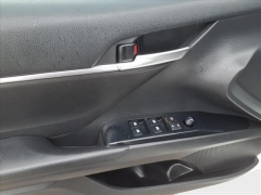 Used 2021  Toyota Camry SE Auto at Best Choice Motors near Lafayette&comma; IN