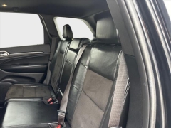 Used 2020  Jeep Grand Cherokee 4d SUV 4WD Laredo Altitude at Best Choice Motors near Lafayette&comma; IN