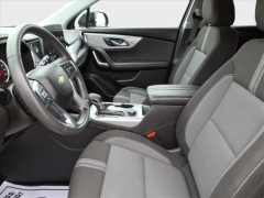 Used 2025  Chevrolet Blazer FWD 4dr LT w&sol;2LT at Best Choice Motors near Lafayette&comma; IN