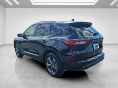 Used 2024  Ford Escape Hybrid Platinum AWD at Best Choice Motors near Lafayette&comma; IN