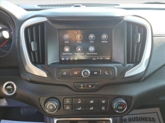 Used 2024  GMC Terrain FWD 4dr SLE at Best Choice Motors near Lafayette&comma; IN