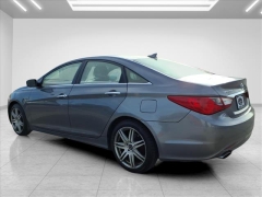Used 2012  Hyundai Sonata 4d Sedan SE at Best Choice Motors near Lafayette&comma; IN