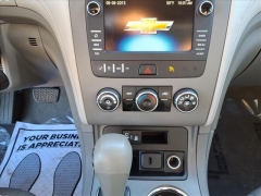 Used 2016  Chevrolet Traverse 4d SUV AWD LS at Best Choice Motors near Lafayette&comma; IN