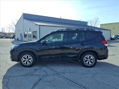 Used 2022  Subaru Forester Premium CVT at Best Choice Motors near Lafayette&comma; IN
