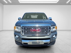 Used 2017  GMC Canyon 4WD Crew Cab Denali at Best Choice Motors near Lafayette&comma; IN