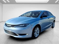 Used 2015  Chrysler 200 4d Sedan Limited I4 at Best Choice Motors near Lafayette&comma; IN