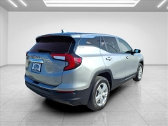 Used 2024  GMC Terrain FWD 4dr SLE at Best Choice Motors near Lafayette&comma; IN
