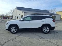 Used 2023  GMC Terrain AWD 4dr SLE at Best Choice Motors near Lafayette&comma; IN