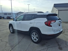 Used 2023  GMC Terrain AWD 4dr SLE at Best Choice Motors near Lafayette&comma; IN