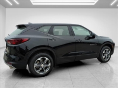 Used 2025  Chevrolet Blazer FWD 4dr LT w&sol;2LT at Best Choice Motors near Lafayette&comma; IN