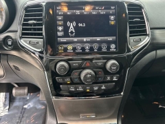 Used 2020  Jeep Grand Cherokee 4d SUV 4WD Laredo Altitude at Best Choice Motors near Lafayette&comma; IN