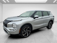 Used 2024  Mitsubishi Outlander SE S-AWC at Best Choice Motors near Lafayette&comma; IN