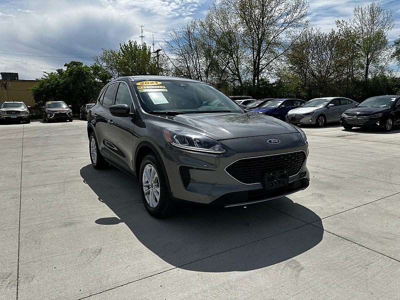Used 2021  Ford Escape SE Hybrid AWD at Best Choice Motors near Lafayette, IN