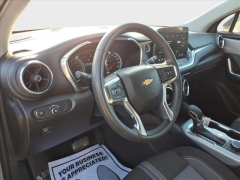Used 2025  Chevrolet Blazer FWD 4dr LT w&sol;2LT at Best Choice Motors near Lafayette&comma; IN