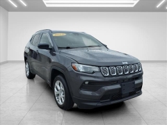 Used 2024  Jeep Compass Latitude 4x4 at Best Choice Motors near Lafayette&comma; IN