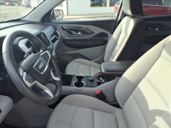 Used 2023  GMC Terrain AWD 4dr SLE at Best Choice Motors near Lafayette&comma; IN