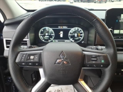 Used 2024  Mitsubishi Outlander Plug-In Hybrid SE S-AWC at Best Choice Motors near Lafayette&comma; IN