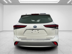 Used 2020  Toyota Highlander Hybrid 4d SUV FWD Platinum at Best Choice Motors near Lafayette&comma; IN