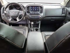 Used 2022  GMC Canyon 4WD Crew Cab 141" AT4 w&sol;Cloth at Best Choice Motors near Lafayette&comma; IN