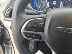 Used 2024  Chrysler Pacifica Touring L FWD at Best Choice Motors near Lafayette&comma; IN