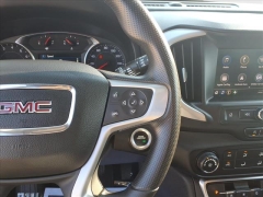 Used 2024  GMC Terrain FWD 4dr SLE at Best Choice Motors near Lafayette&comma; IN