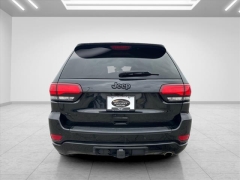 Used 2020  Jeep Grand Cherokee 4d SUV 4WD Laredo Altitude at Best Choice Motors near Lafayette&comma; IN