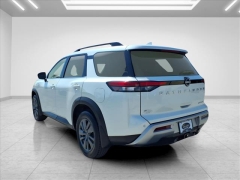 Used 2024  Nissan Pathfinder SV 4WD at Best Choice Motors near Lafayette&comma; IN