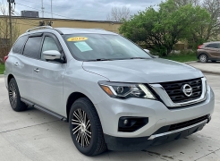 Used 2019 Nissan Pathfinder 4d SUV 4WD SL at Best Choice Motors near Lafayette, IN