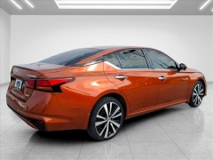 Used 2021  Nissan Altima 2&period;5 Platinum AWD Sedan at Best Choice Motors near Lafayette&comma; IN