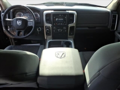 Used 2019  Ram 1500 Classic 4WD Crew Cab SLT at Best Choice Motors near Lafayette&comma; IN