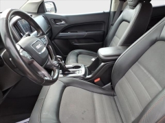 Used 2022  GMC Canyon 4WD Crew Cab 141" AT4 w&sol;Cloth at Best Choice Motors near Lafayette&comma; IN