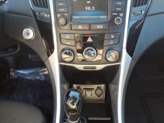 Used 2014  Hyundai Sonata 4d Sedan GLS at Best Choice Motors near Lafayette&comma; IN