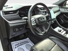 Used 2022  Jeep Grand Cherokee L Overland 4x4 at Best Choice Motors near Lafayette&comma; IN